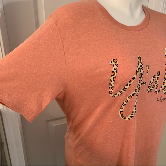 Women’s short sleeve T-shirt. Cheetah print “Y’all”. Size 1X - Picture 5 of 5